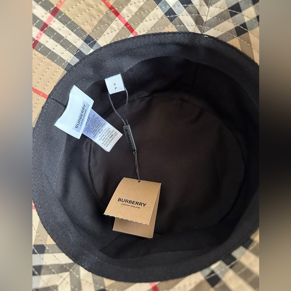 Brand new authentic burberry Vintage Check Technical Cotton Bucket Hat - Picture 5 of 7